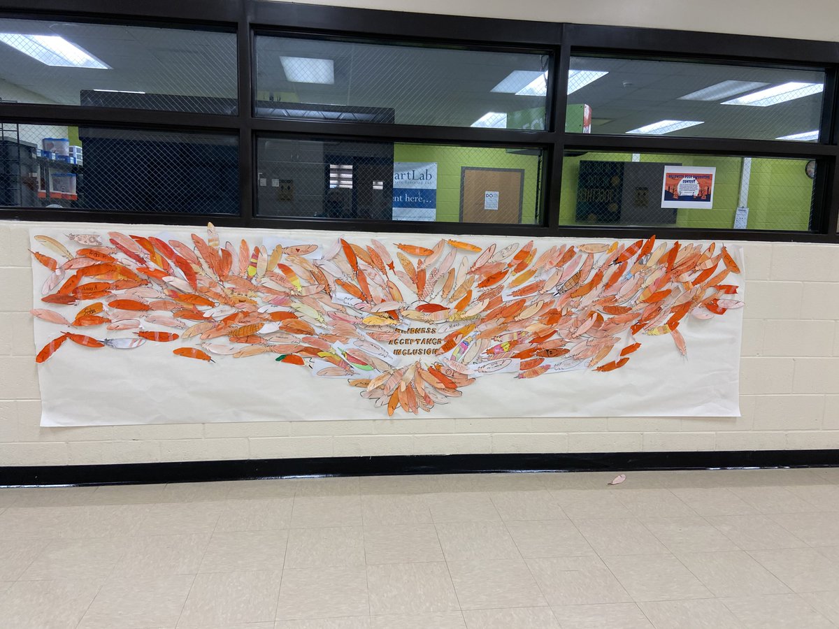 FJHSC1275's tweet photo. We had a great day celebrating UNITY DAY yesterday.  Check out this wonderful mural created with the help of @FJHSart .  #unityday #UnityDay2021  #acceptance #inclusion #kindness #cridgepride https://t.co/pnXVXmt3YA