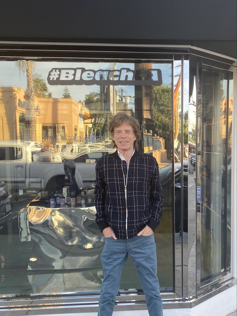 MickJagger's tweet photo. Mattresses, murals and more around LA! https://t.co/u8H7nQyqvq