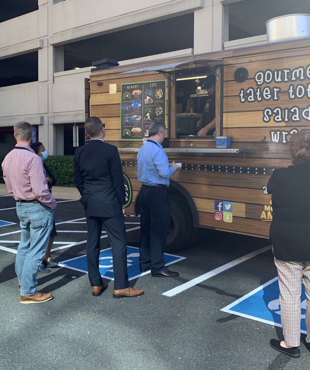 lpresti45's tweet photo. Thanks @TwoSmoothDudes for stopping by @CACIIntl #HQ today! Great lunch. https://t.co/qJYEopNUDR
