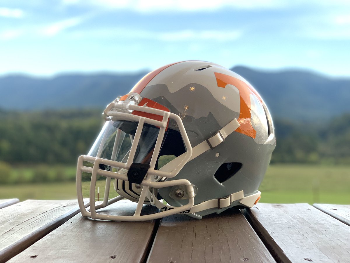 Chad Fields (Vols Uniform Boy) tweet media