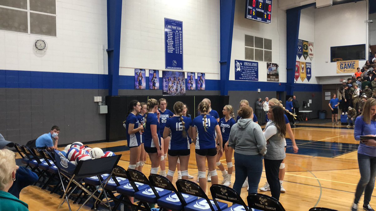 LedgerVolleyba1's tweet photo. Ledgers beat Laconia in the first set #LedgerPride https://t.co/TtKkganua8