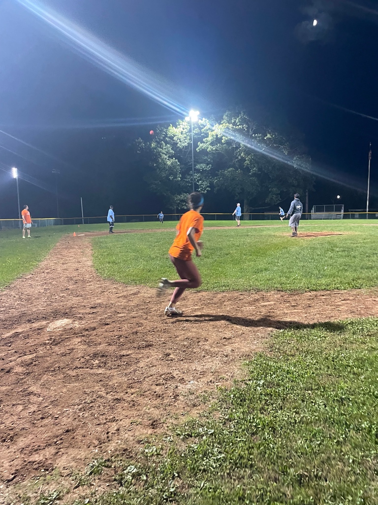 shorelinesocial's tweet photo. Playoffs are set!

#kickball #coedsports #adultleagues #playoffs #fall #newlondonct #connecticut #shorelinesocialsports #besocial https://t.co/r788oViCTV