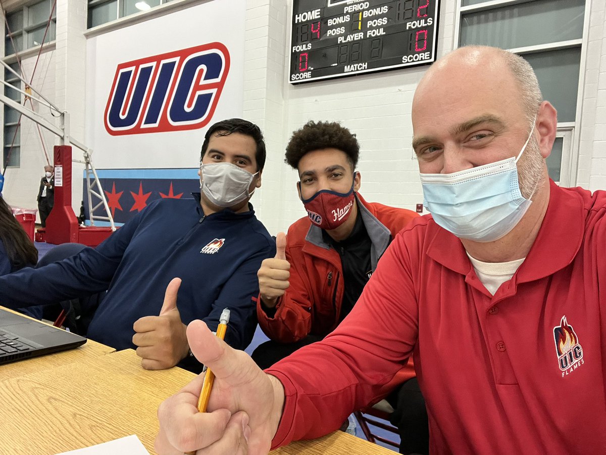 GregGardner718's tweet photo. This table crew can’t get much better!!! Nothing like a little Thursday night vball with @RickyADiaz and the legend himself… @jtheannouncer!!! #LetsGo #FireUpFlames https://t.co/7ag1wzmV5G