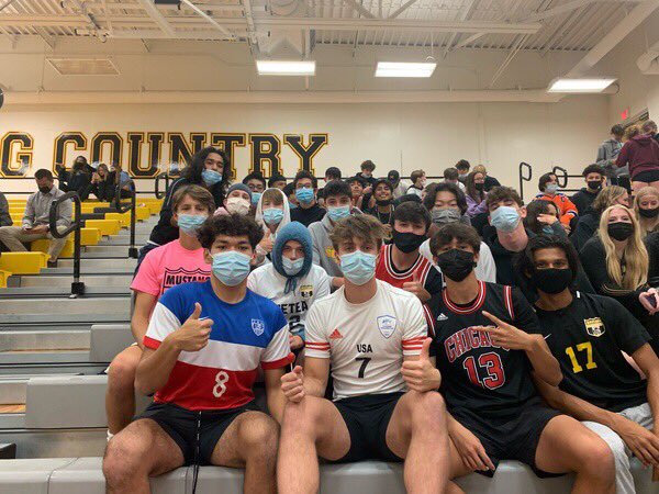 BoysMVSoccer's tweet photo. Cheering on the most talented volleyball team we know. Congrats @meteagirlsvb seniors on an amazing four years. Conference champs and not done yet! Good luck in playoffs. #mustangssupportingmustangs https://t.co/LQMxXfBTAM