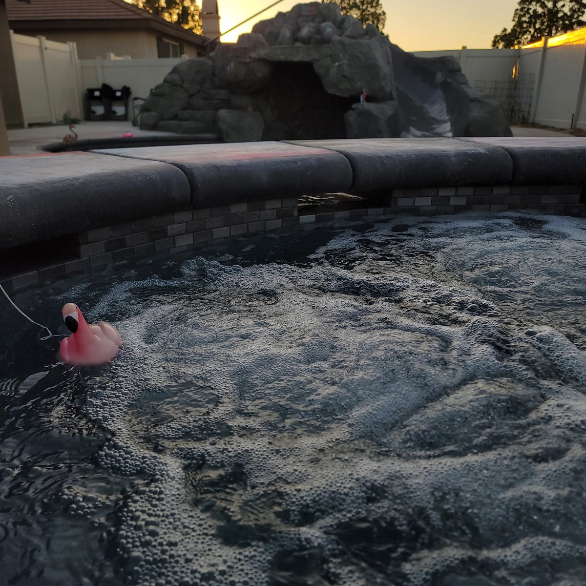 Rudedeck's tweet image. Decker listening in on the app from Eastvale (Calif). #WorldFamousTwitterSegment #TimeToHunt