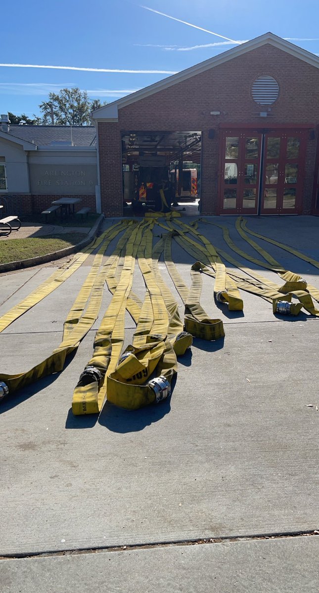 CAY794's tweet photo. It’s refreshing to work with a crew that ❤️s taking care of our #firetrucks and notices the small things 🚒🔥 #itsthelittlethings #firefighting #OCD #fire #bestjobever #wemakethefun #shinywheels https://t.co/ad7EnHkO7G