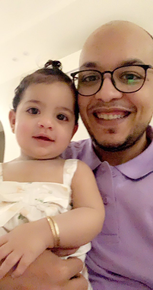 Rtsannan's tweet photo. سكر حياتي قرة عيني وبهجة ناظري والبسمة التي ترتسم على وجهي كم أحبك يا غاليتي الصغيرة ، إبتسامة ابنتي الحبيبة “ سدرة ” تحيي امالي وتضيئ نفسي وتبري جروحي وتجلي أحزاني هي زادي وياقوت قلبي .. أحبك https://t.co/qP1JhmCiBR