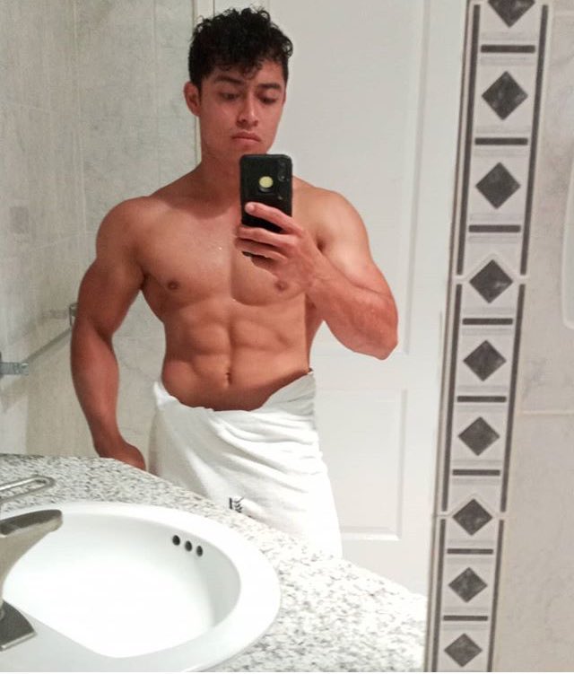 Me la quito? 💦🔥