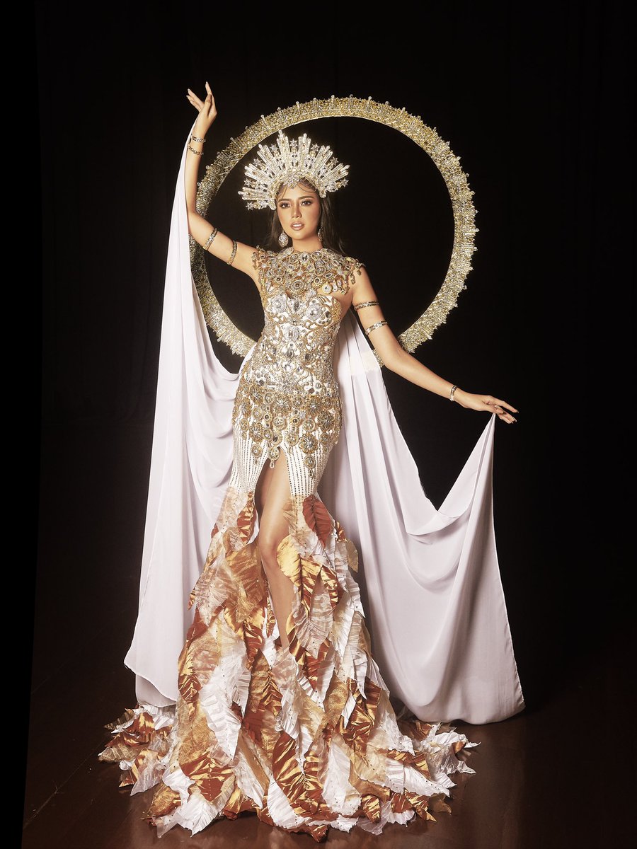 RealBbPilipinas's tweet photo. “Filipinos have long been in love with the enchantments of a DIWATA, a mythical goddess whose omnipotence can be likened to Egyptian deities.”

#BbPilipinas2021 #TheNewBinibini #HomeOfTheQueens #MissIntercontinental https://t.co/7GQ84jys9m