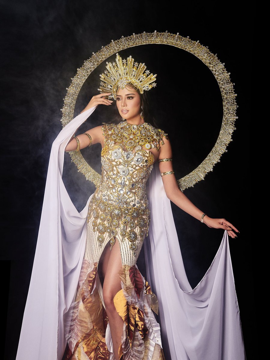 RealBbPilipinas's tweet photo. “Filipinos have long been in love with the enchantments of a DIWATA, a mythical goddess whose omnipotence can be likened to Egyptian deities.”

#BbPilipinas2021 #TheNewBinibini #HomeOfTheQueens #MissIntercontinental https://t.co/7GQ84jys9m