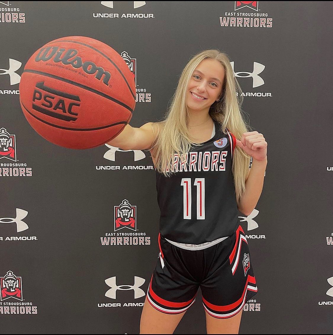 TheRoadPrepAca1's tweet photo. Let’s Go #11 🏀💪
@izvogel
@ESU_WBB #Warriors
@cdladyrams @TEAMPAHOOPS
THE ROAD‼️
#TheRoad #MajorPrep #Hard2Guard #A2D #Signal5 #TeamPa #CavoliBarnCrew #AlunnaLearning #TakeOver717 #risesportshd #RecruitMeTV https://t.co/j9jJUbDVGp