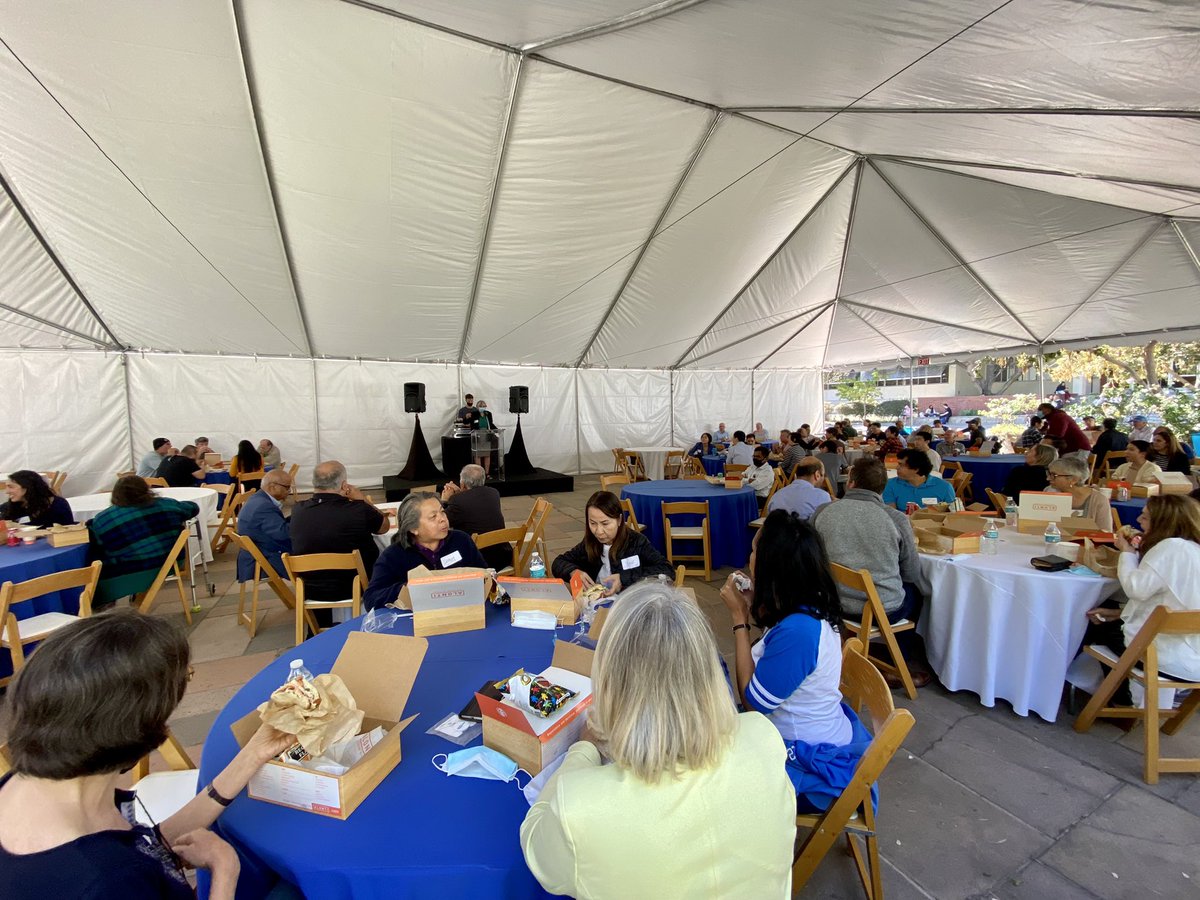 UCLAengineering's tweet photo. “Thank you, faculty and staff for your hard work and dedication over the last 18+ months,” said @UCLA Engineering Dean @JayathiMurthy, welcoming everyone back on campus at the Court of Sciences. #EngineerTogether https://t.co/3BHyc2klNl