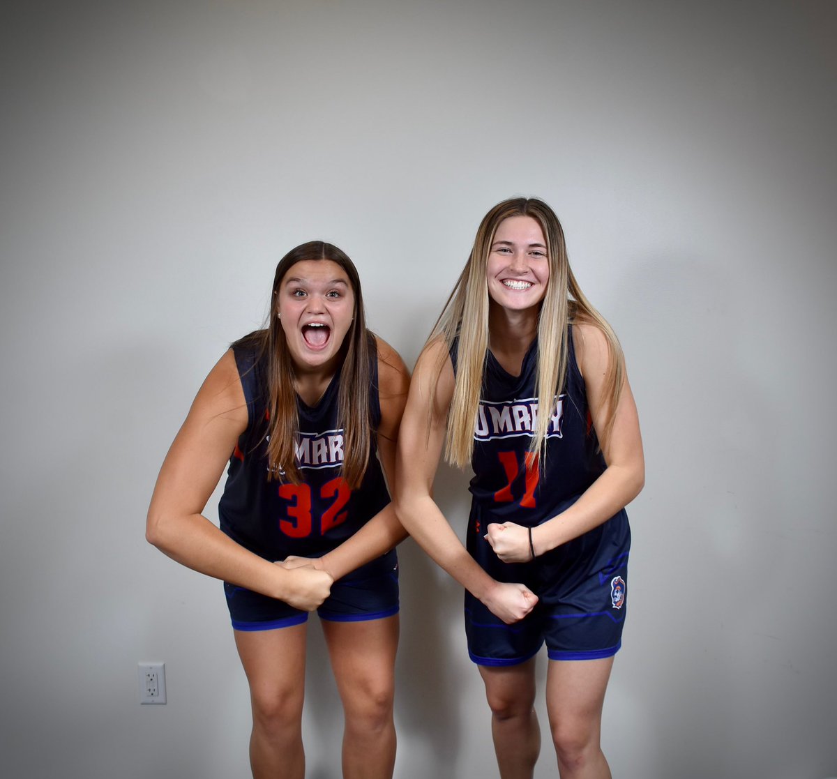 MirileySimon's tweet photo. Thank you so much for an amazing official visit @UMaryWomenBball! Thanks to @neumania_UMARY @brookelemar https://t.co/0ulWdWTFca