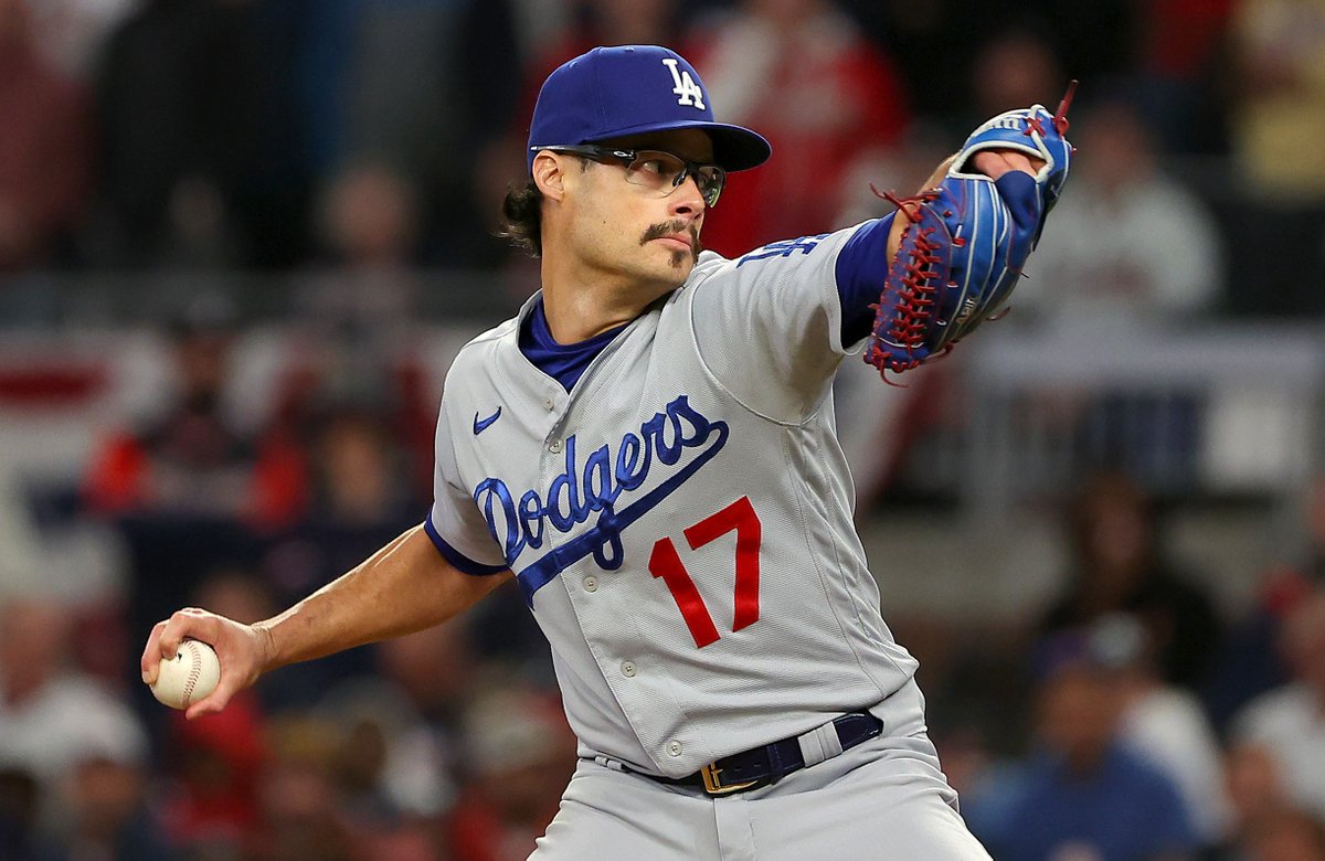 The #Dodgers announce that Joe Kelly will start NLCS Game 5 tonight.