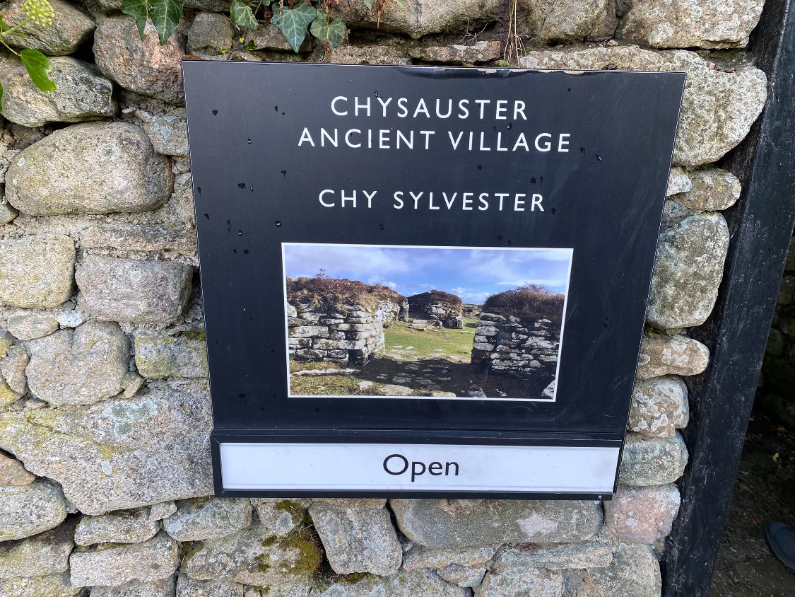 SideBrice's tweet photo. https://t.co/8Zz68kcVZl   We went to Chysauster ancient village @EnglishHeritage @CornishHeritage  enjoyed the ruins, appreciated the views and dodged the rain! #chysauster #englishheritage #cornishheritage #ancientmonuments #localhistory #goexplore #cornwall #kernow #westpenwith https://t.co/Prhur50i9i