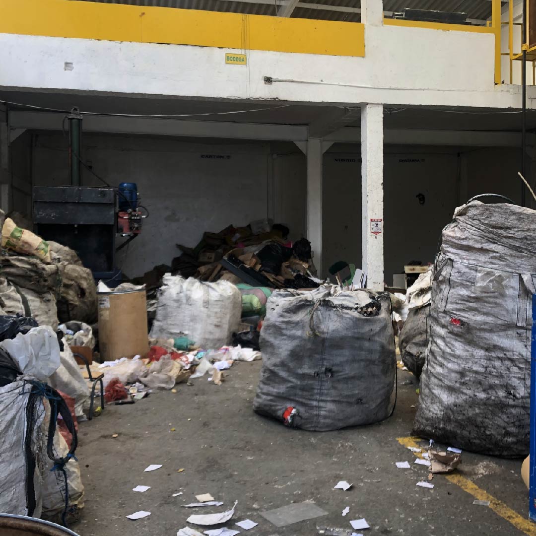 ProtoLABCol's tweet photo. Estamos desarrollando un proyecto de #Logística Inversa y #Reciclaje con la EMPRESA enmarcado dentro del #PREVEC Proyecto Empleos Verdes en la Economía Circular.  @VerdeGiz_Co

Que conoces de Logística Inversa en la #economiacircular

#reciclaje #prototipado #sostenibilidad https://t.co/9pi22lcZq0