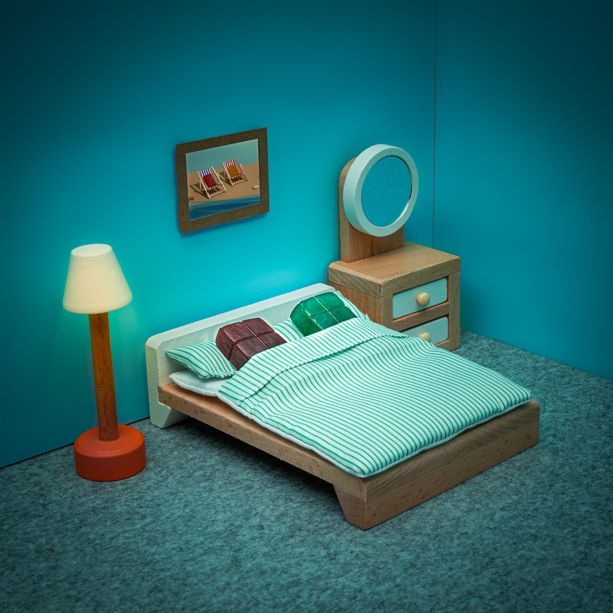 ExtractsTwisted's tweet photo. Nothing beats a #ZzzBomb sleep. https://t.co/oVbUTocRhU