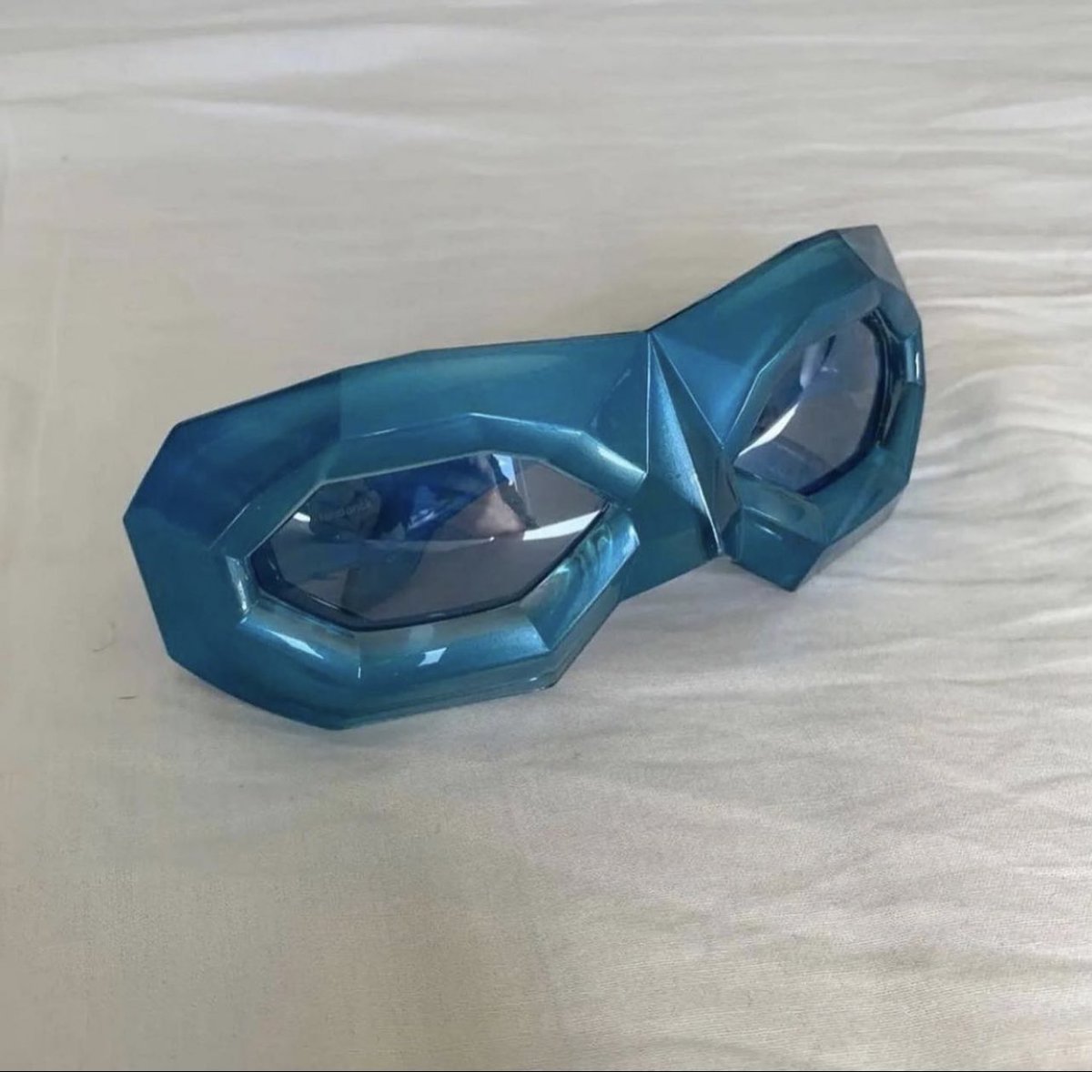 Walter Van Beirendonck x Linda Farrow Diamond Sunglasses 🖤