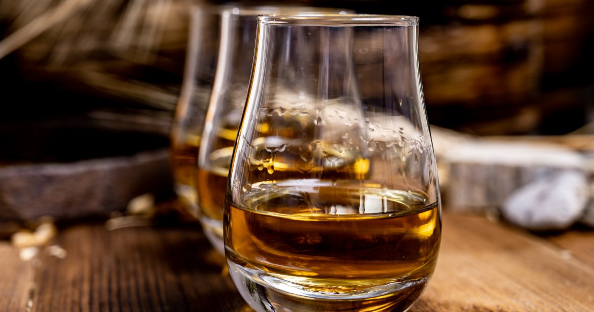 Dewar's is a great brand of Blended Scotch Whisky with a rich past. More recently, they've started releasing Single Malt expressions. Learn more about the brand — and their excellent smooth lineup. buff.ly/3l0dVa3 #wachusettwineandspirits
