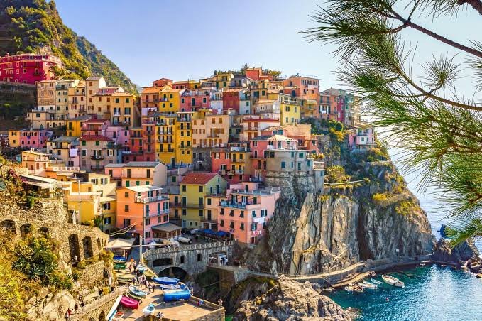 xFuzz__'s tweet photo. Cinque Terre, Italia 💙😍 https://t.co/pxETFhY26x