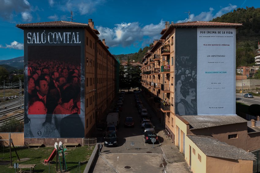 MilestoneGirona's tweet image. 🧨Així llueix l’obra finalitzada d’@AXELVOID a #Ripoll, que ha dedicat al Saló Comptal. 
Deixa’ns un comentari amb la teva opinió!👇🏻
📸 Aina Yraola 
#milestoneproject #streetart #urbanart #arteurbanoespaña #art
