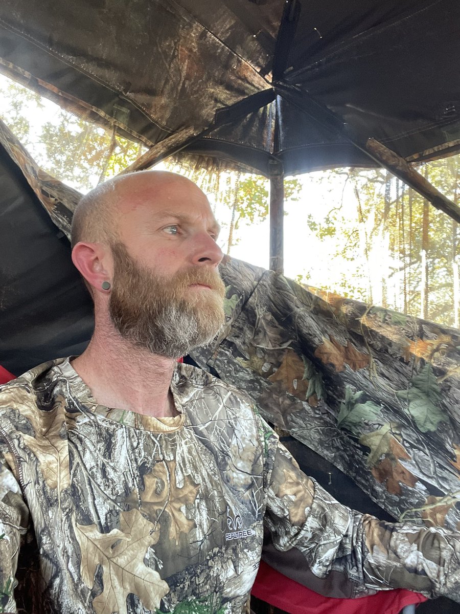 strikerwalt's tweet photo. First time hunting in probably over 20 years. Using a crossbow so yes,I’m cheating lol. https://t.co/L2ZY5BTEDM