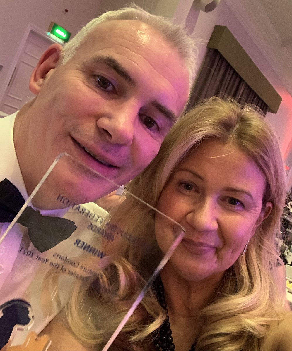 CreatureComfpet's tweet photo. Wow 🤩 meet the 2021 UK independent pet retailer! Thank you, thank you, thank you!! What a team &amp; customers we have!  🤩🤩🤩🤩🤩🤩 #pifawards2021 https://t.co/L8bBFcYtCB