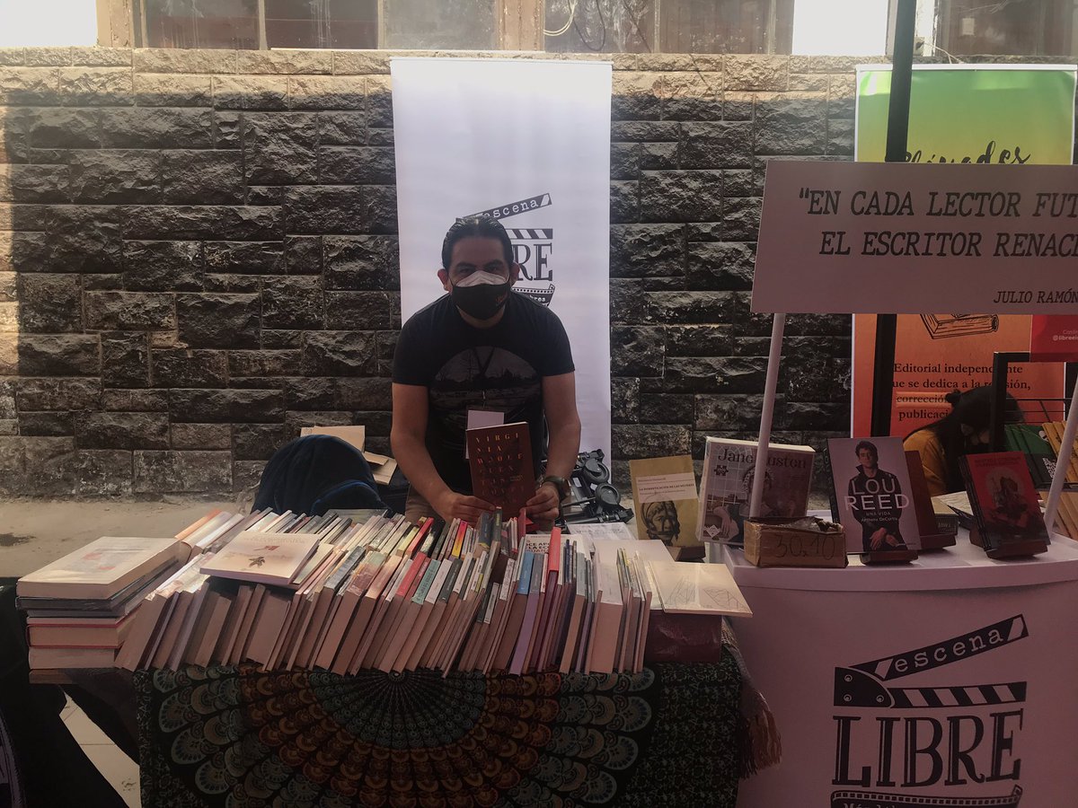 jucezave's tweet photo. Hoy empezamos la semana final de la @antifiloficial con @escenalibre no se lo pueden perder y experimentar los gratos momentos de una feria espectacular, los esperemos ...
.
.
.
.
.
#libreriaescenalibre #antifil #feriaindependiente #literaturaindependente #eventosinclusivos https://t.co/eyHbBQBNdW