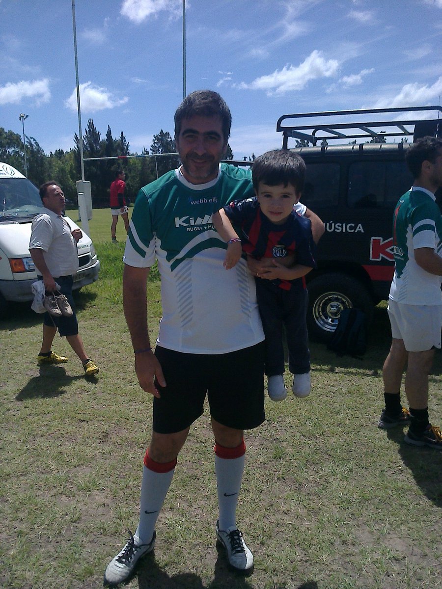 Martín Bustos tweet media