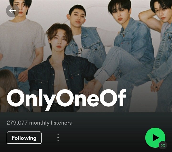 kuromyongs's tweet photo. #ROADTO200K https://t.co/eFcQ2NH12d