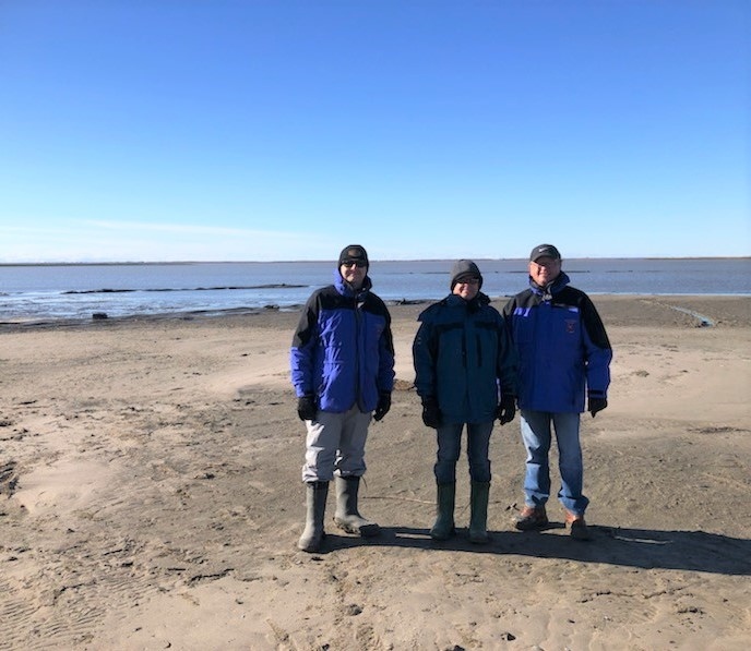 RedRiverBasin's tweet photo. Thanks to CAO @DuaneNicol, Deputy Mayor John Buffie, and Councillor Doug Poirier from the @cityofselkirk for coming out on a tour of the Netley Marsh Pilot Project! Doug and John also sit on our Board of Directors, great to have you out! #savenetleymarsh https://t.co/gzs4K9BG0Y