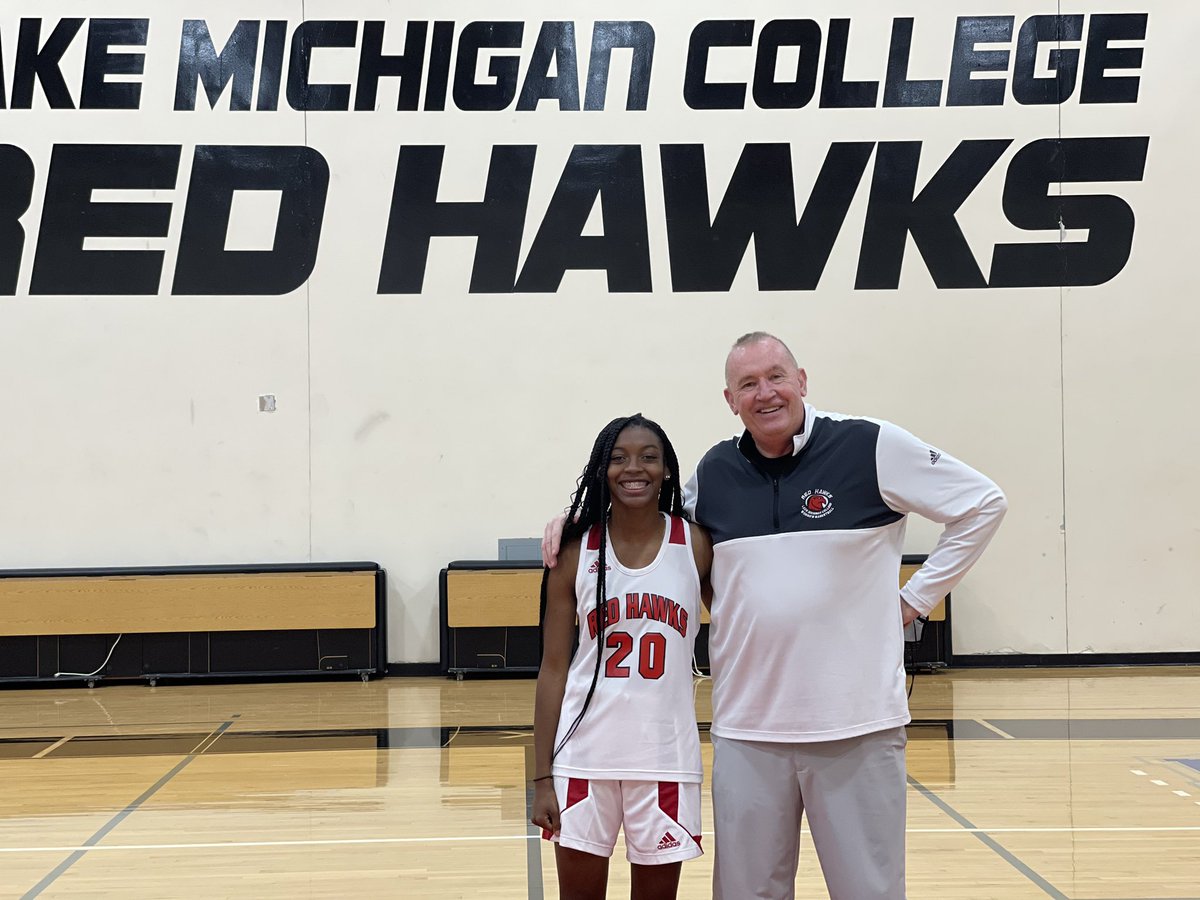 I’m thankful to receive a offer to play for Lake Michigan college!!Thanks @CoachRayKimball for the opportunity and great visit.