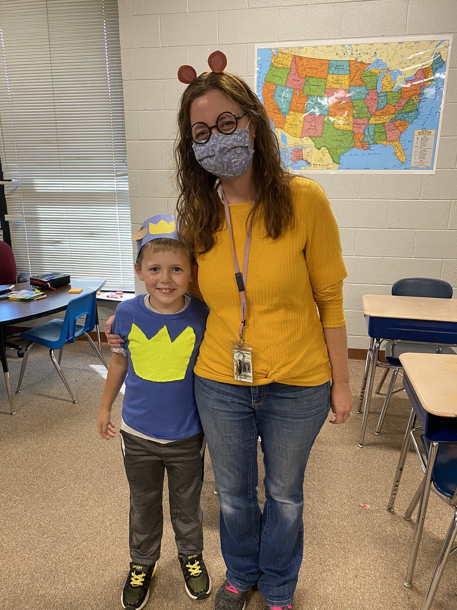 Lauren Bailey (@laurenbaileybes) on Twitter photo Every day of Spirit Week has been fun, but we enjoyed creating costumes together for character day and career day <a href="/FCSBES/">Bunn Elementary</a>! Every day of Spirit Week has been fun, but we enjoyed creating costumes together for character day and career day <a href="/FCSBES/">Bunn Elementary</a>!