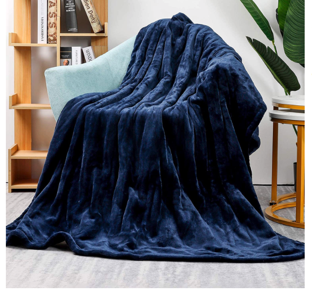 EyeGetDeals's tweet photo. Eye Deals!! 

🍁FALL-WINTER DEALS❄️

Heated Throw Blanket For $50.99! Retail $69.99
*Save 27%! Apply Coupon and Save EXTRA 5%!!

-Electric-Heated/Washable
-3 Heat Settings and Auto-Off Controller
-50x60 inch

https://t.co/q1mXRfDfD6

 4.5/5 Star Rating, 2,000+ Reviews! https://t.co/r54p3LwC8I