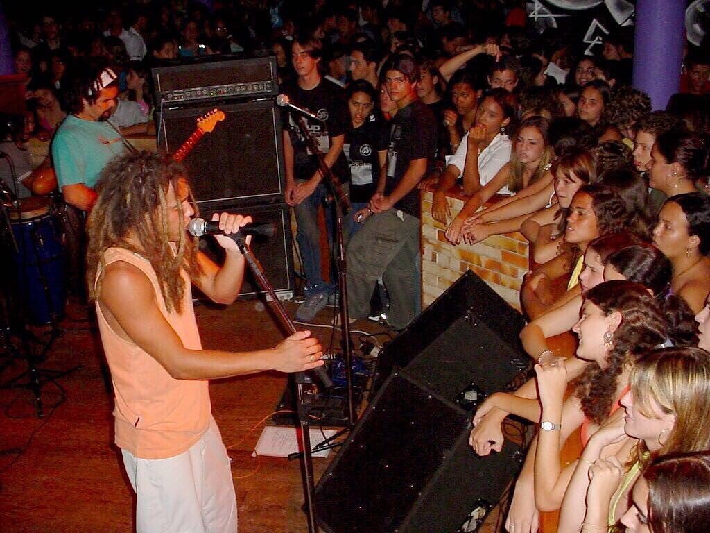 ommces's tweet photo. TBT: Você lembra da Blow Up em Vila Velha?
https://t.co/NmgcDzLo9u
Lembra de festas que curtiu na Blow Up? Conta para a gente nos comentários!
#blowup #tbt #vilavelha #lembranças #tradicional #boate #macucos #condado #históriacapixaba #músicacapixaba #ommces https://t.co/QUilSxN2XN