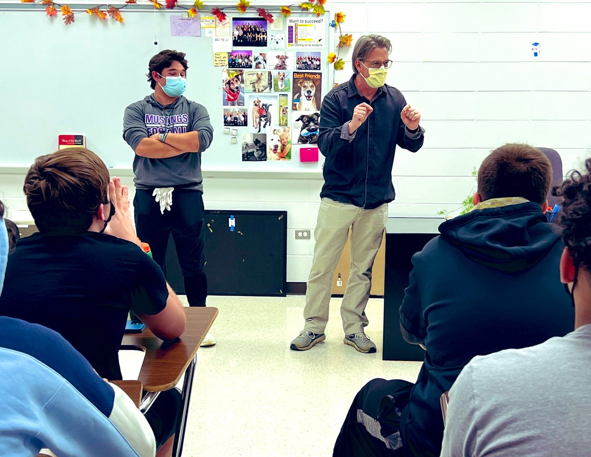 mary luckritz tweet media