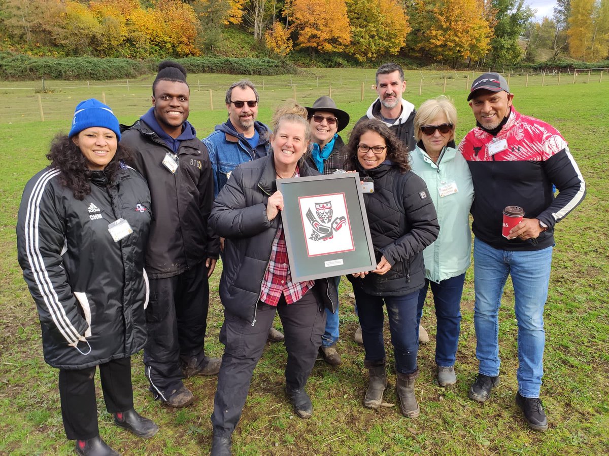 So proud to present the BCPVPA partnership award to Legacy Church today. Their generousity has helped Bridgeview in so many ways—big and small! Hy chep ka! <a href="/BCPVPA/">BC Principals' & Vice-Principals' Association</a> <a href="/Surrey_Schools/">Surrey Schools</a>