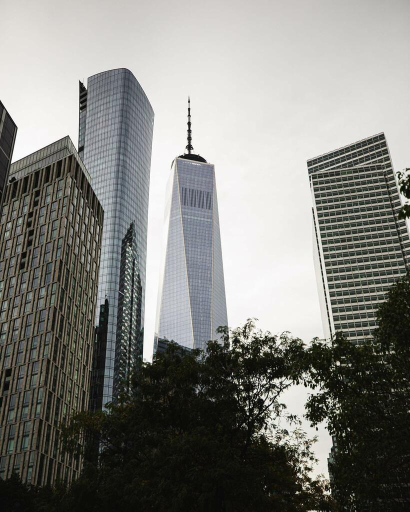 aleksworks's tweet photo. Let’s play a game… name that building
•
•
#newyork #travel #streetphotographer #newyorkcity #travelphotographer #edgygrams https://t.co/F3i5vs2BDG