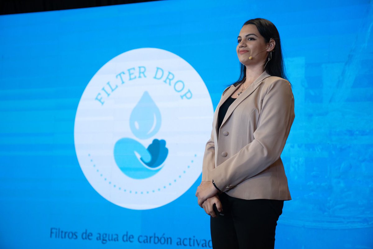 🚰Filter Drop responde al desafío de Revalorización.

👉 Busca producir filtros de agua a base de carbón activado, para la adsorción de impurezas en el agua de uso doméstico, mediante la producción de ca, con de la cascarilla de cebada por medio de activación química con ZnCl2.