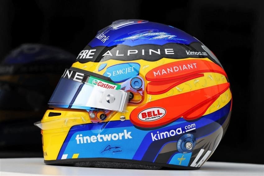 F1HLM's tweet photo. New helmet design of Fernando Alonso for the #USGP, dedicated to people affected by La Palma eruption.

#fa14 #alonso #fernandoalonso #alpinef1 #f1 #formula1 #austingp https://t.co/VQz8lISNxJ