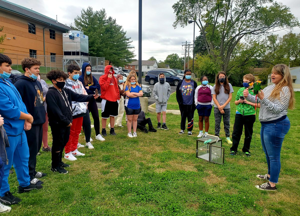 Laura Schuhwerk tweet media