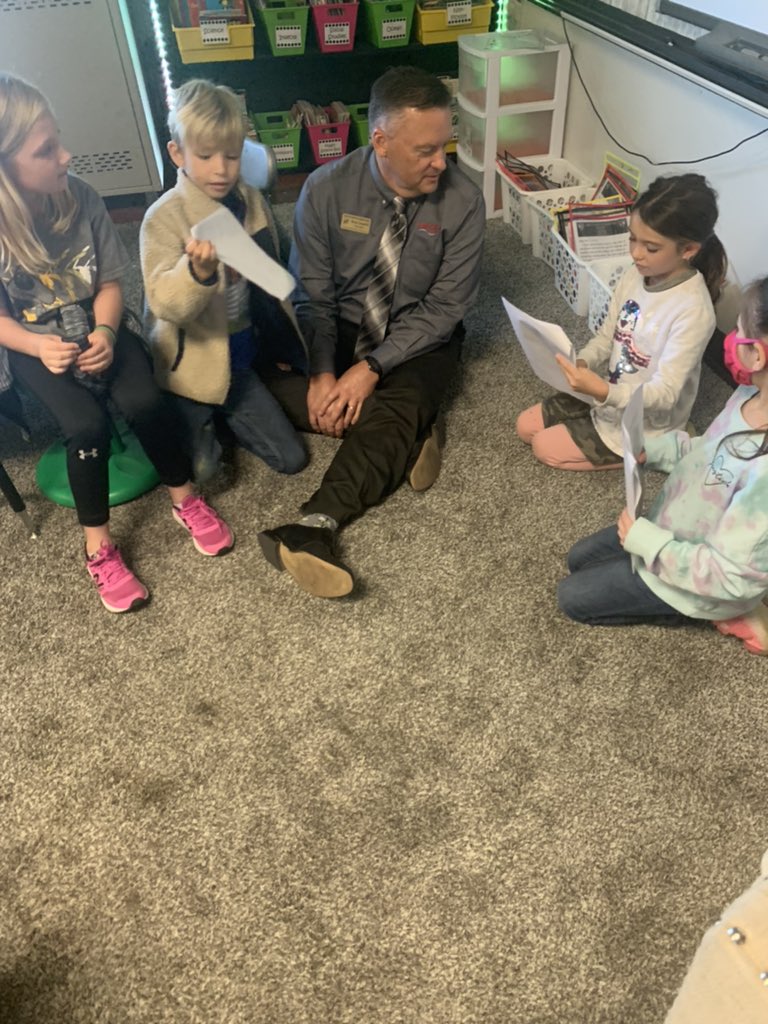 kelciclaxton's tweet photo. Shout out! @bcampbell70 thank you for joining us for our writing celebration!! The students loved getting to read their stories to you. https://t.co/EYtPkh8eNs