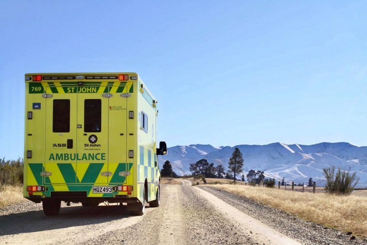 StJohnNZ's tweet image. It&apos;s a long weekend!
If you&apos;re travelling, make sure you stay safe on our roads.  Keep a safe following distance and stick to the speed limit 🚗🚚🚕

#RoadSafety #LabourWeekend