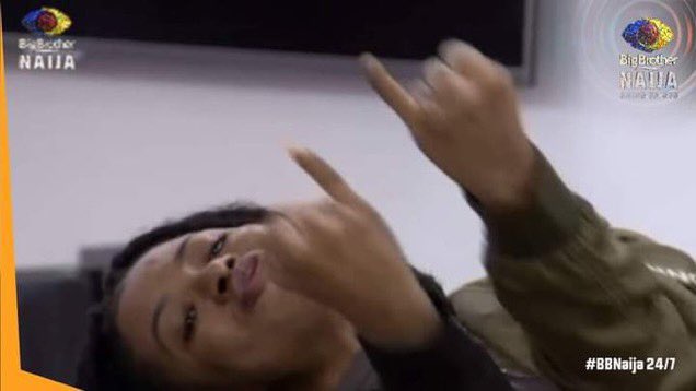 Natasha_ify's tweet image. Not my girl adding #FreeCross for her😂😂😂temi fuck you @kng_Hoyindaa