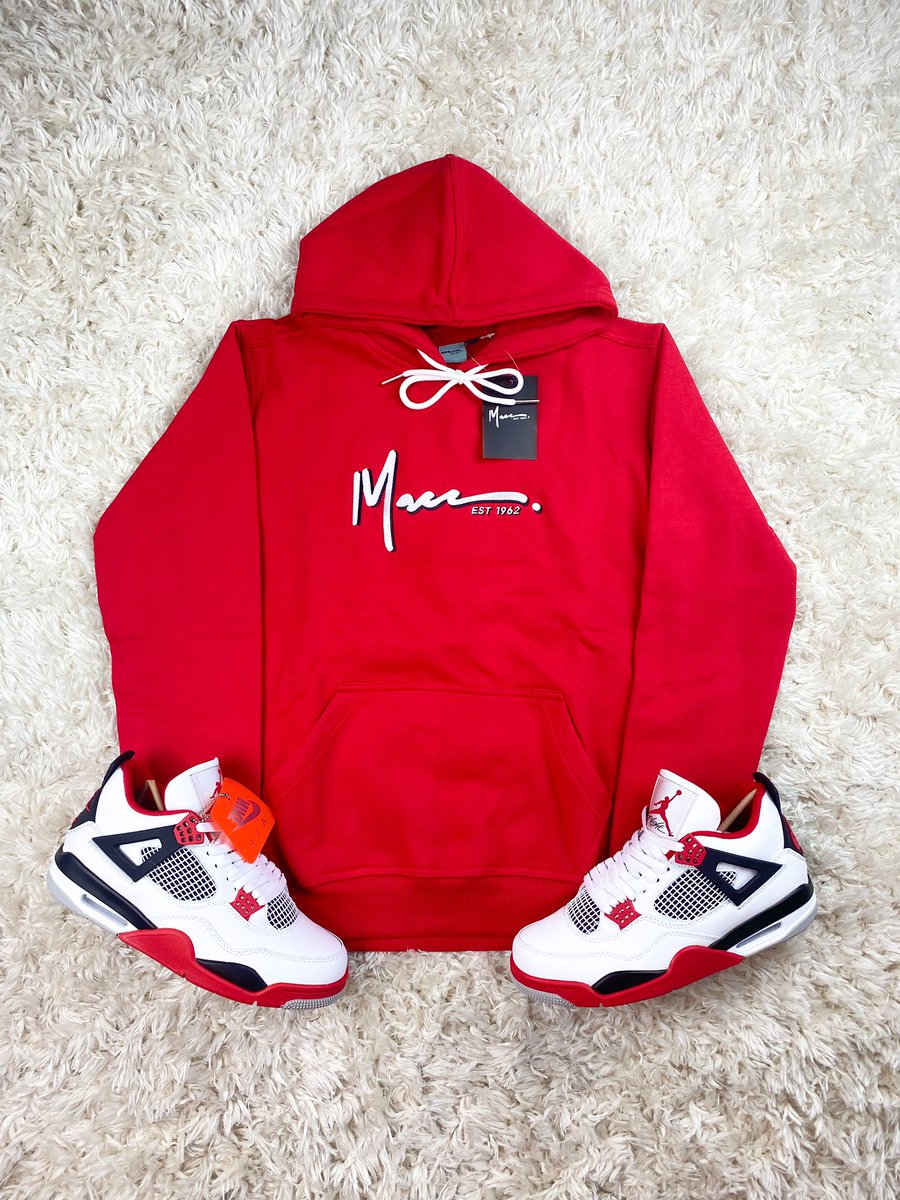 MaccClothing's tweet image. rt if you want a free hoodie.