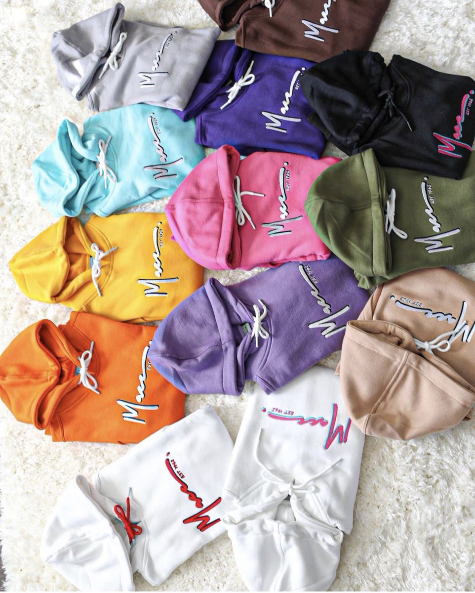MaccClothing's tweet image. rt if you want a free hoodie.