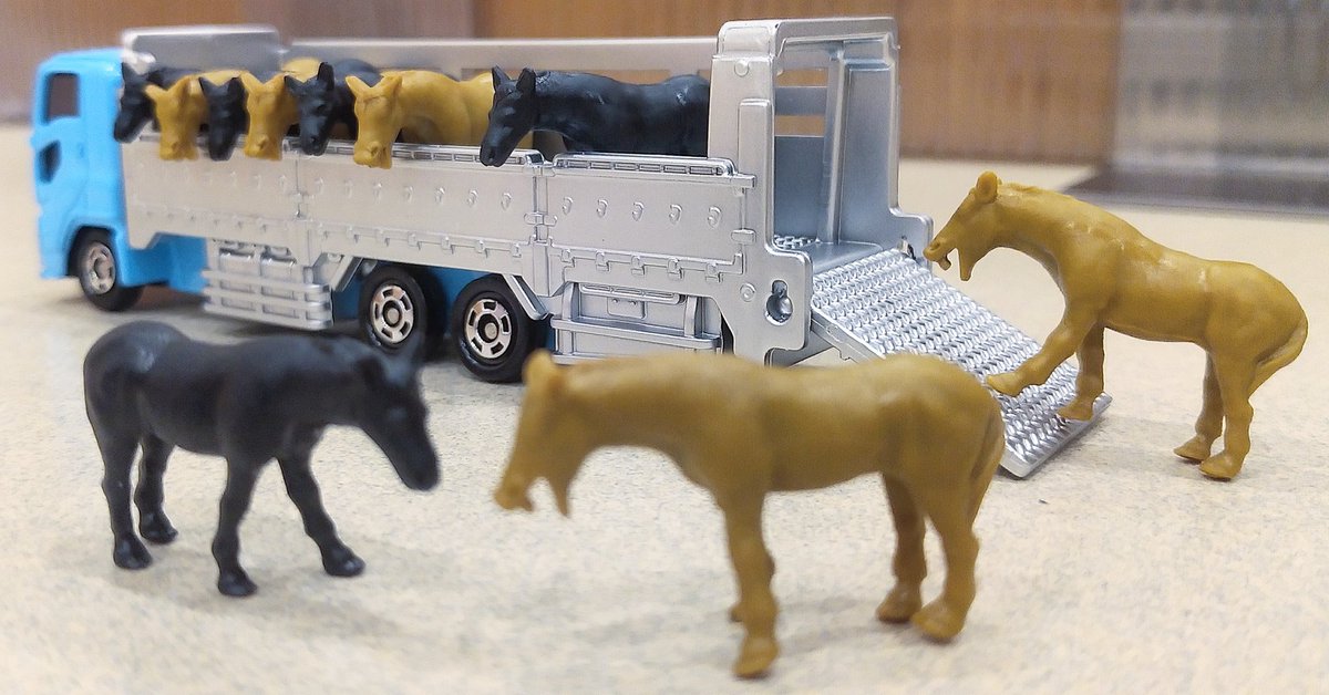 you_kun_jp's tweet photo. 馬さん、かわいい。
#ミニカー #トミカ #トミカイベントモデルロング #トミカ牧場 #動物移動トラック #うま #ウマ #馬 #miniature #modelcar #miniaturecar #tomica #eventmodel #long #tomicaranch #animalmoving #truck https://t.co/jjRsgmA9YK