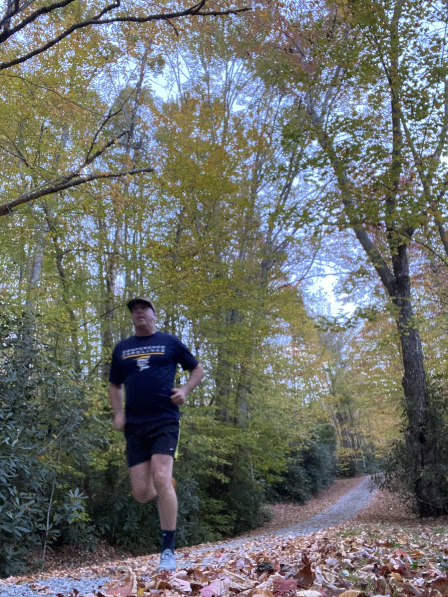Nothing like a run through the woods for @ConfCarolinas #ChampioningChange Virtual 5k. Anxious to see the results from @jdavidhicks @mlpeeler @BCbulldogsAD @UMO_AD @BAC_AD