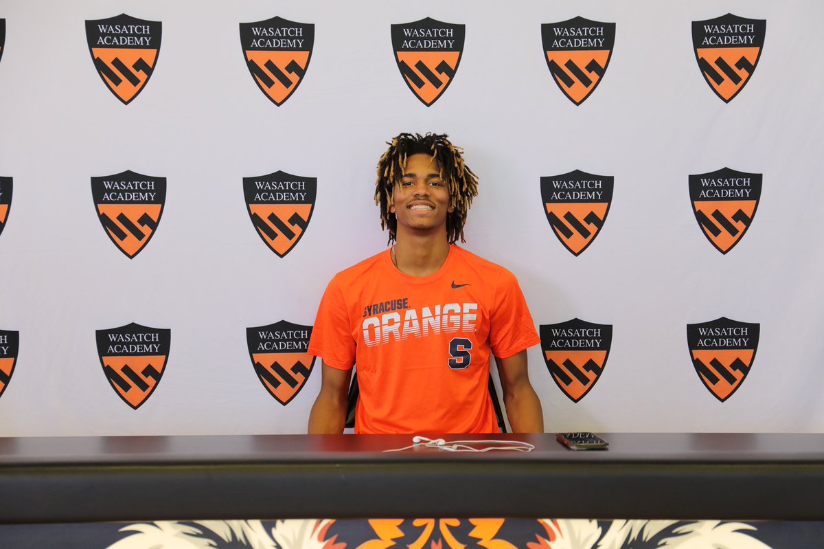WATigers's tweet photo. 🎉 Congratulations to @_chrisbunch, class of ‘22, who announced his commitment to @Cuse_MBB today! 🙌
@WATigersBB @NIBCOfficial #Ballislife #Cuse #watigers #wasatchacademy #boardingschools @SyracuseU https://t.co/eX5CdMVR4C
