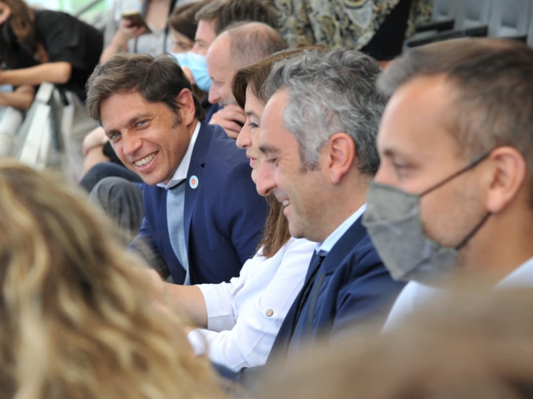 lriesgo's tweet photo. Acompañamos al gobernador @Kicillofok y a los ministros @CostaAugusto9 y @larroqueandres en una nueva instancia de los Juegos Bonaerenses, que este año celebran sus 30 años.
Codo a codo con @DeportesGBA trabajamos para promover y fomentar las actividades culturales y deportivas. https://t.co/Nl1DS0CPKK